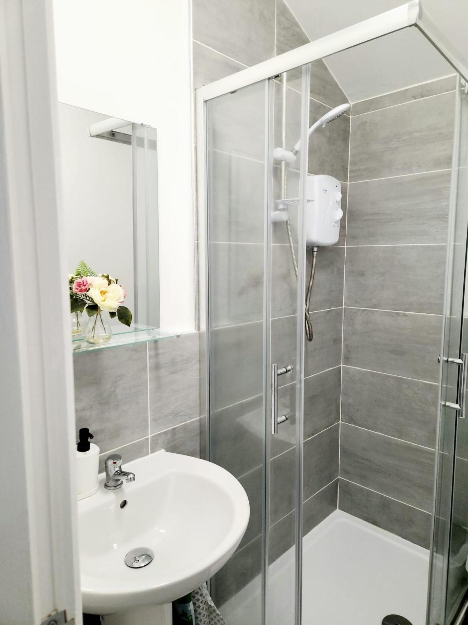 'the Cityside Charm' - Modern, Pristine & Well-appointed 1 Bed Flat In Town - Free Parking * Northampton